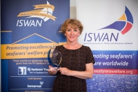 Ingrid Romers with the port's award